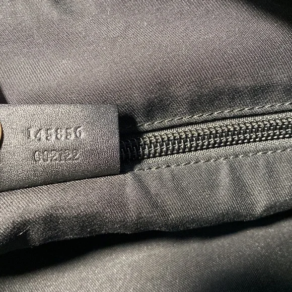 Gucci Black Patch GG Messenger Crossbody Bag - Picture 6 of 16